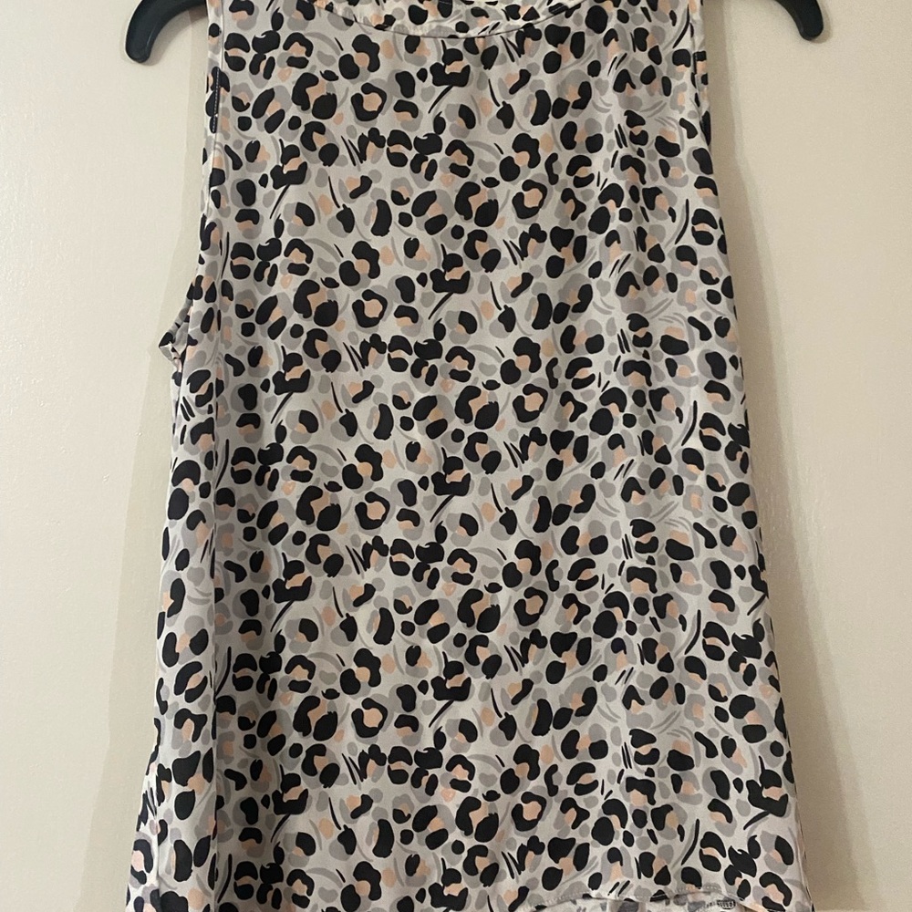 Leopard Print Sleeveless Top